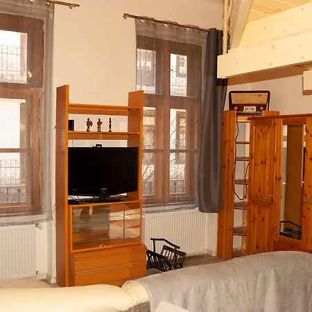 Apartman Western *
